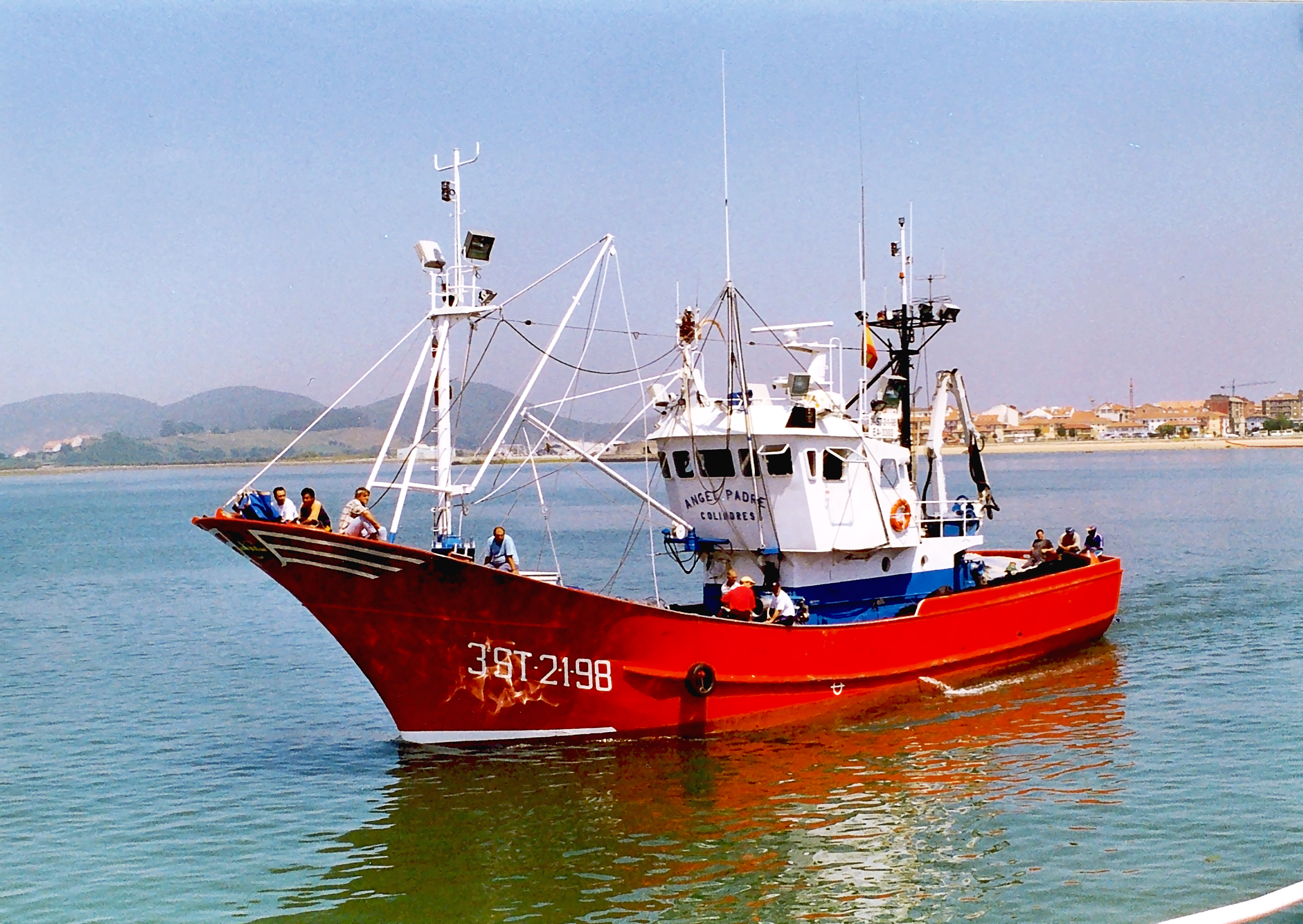 
AngelPadre                    